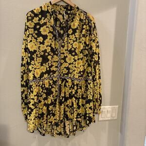 Free people tunic top/mini dress love letter black floral boho size Small Cottag